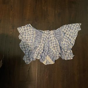 Cute off the shoulder crop shirt